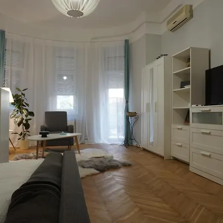 Anno Apartment Siofok