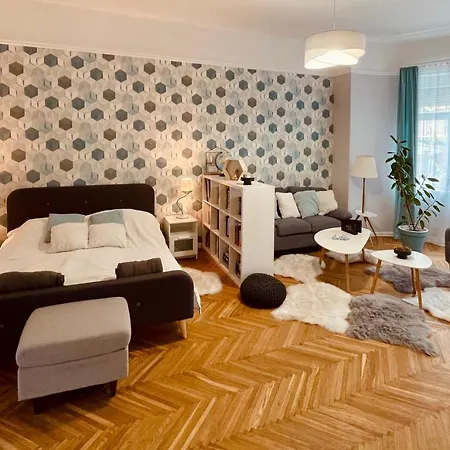 Anno Apartment